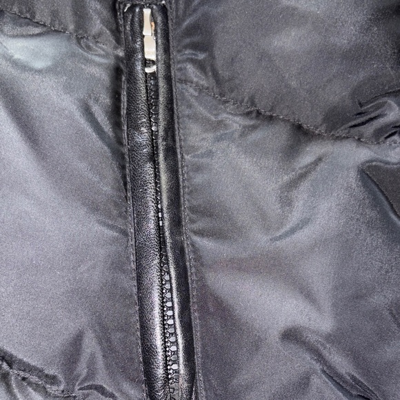 RARE EUC Black Puffer Faux Fur Collar Leather Pocket Trim/Shoulder by COACH - Picture 16 of 16